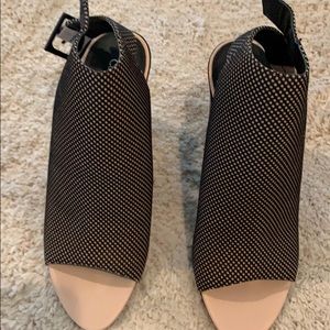 Calvin Klein dress shoes Black and beige